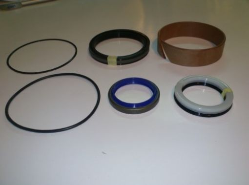 Slika KK-621 (klipnjaca 45 mm,cev 90 mm) Model WA420-1  steering kit